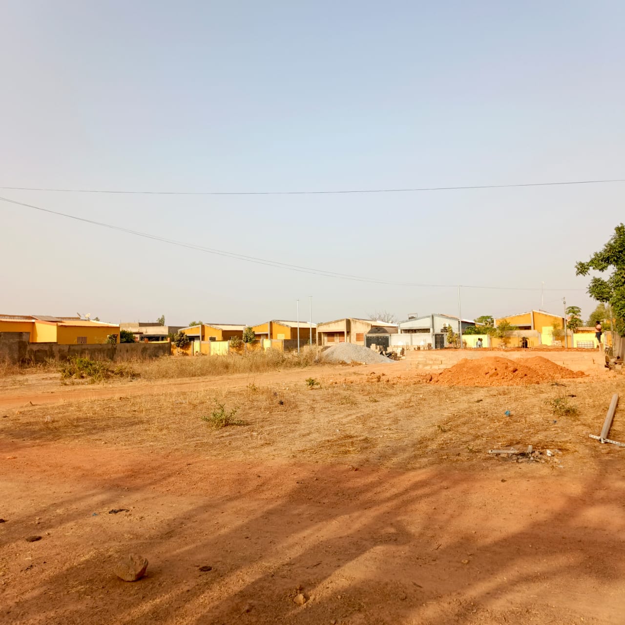 Parcelle pente coupée à vendre – Cité Abdoul Service, Zagtouli